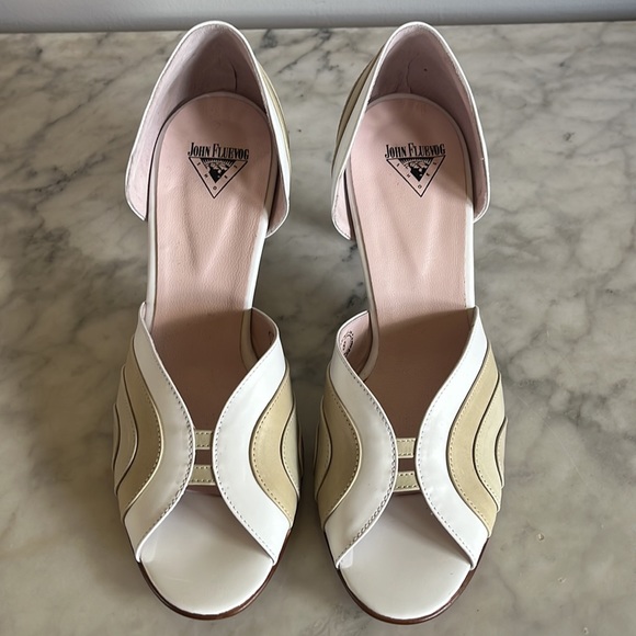 Fluevog Teapots Ceylon W8 - Picture 4 of 10